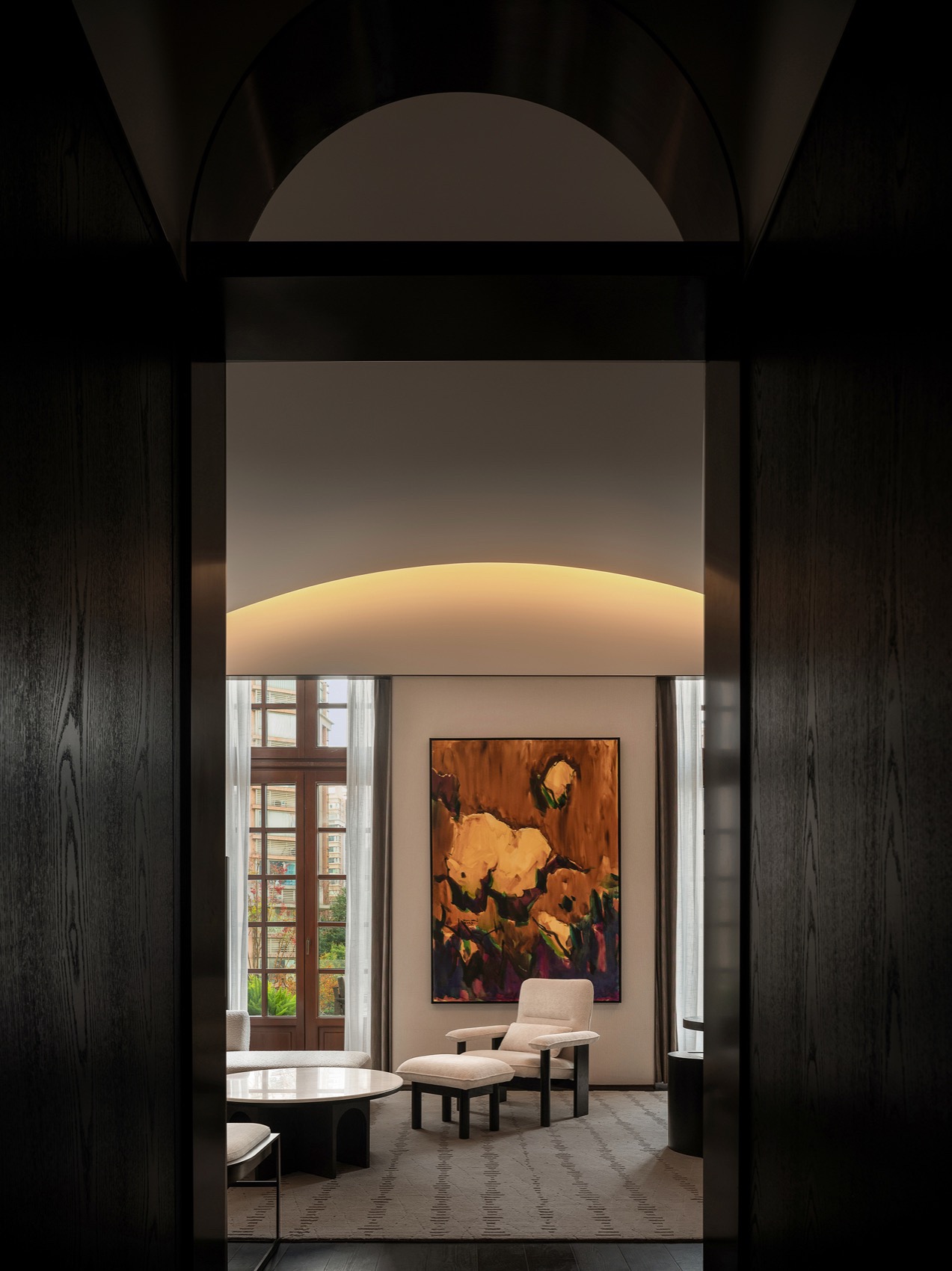 艺加酒店设计分享：城堡青桐酒店：用摩登美学对话古典元素的设计